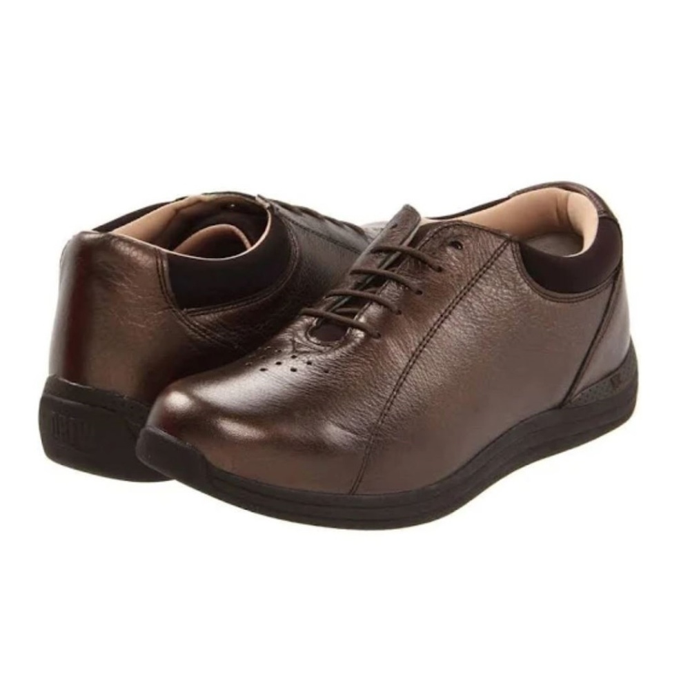 2FOR$30 - NWT DREW TULIP Orthopedic Shoe in Copper, 9N